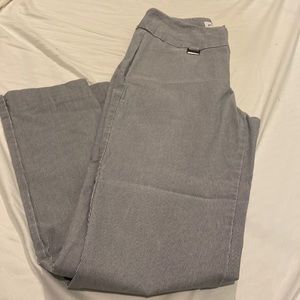 Size 4 Peck&Peck skinny fit pants